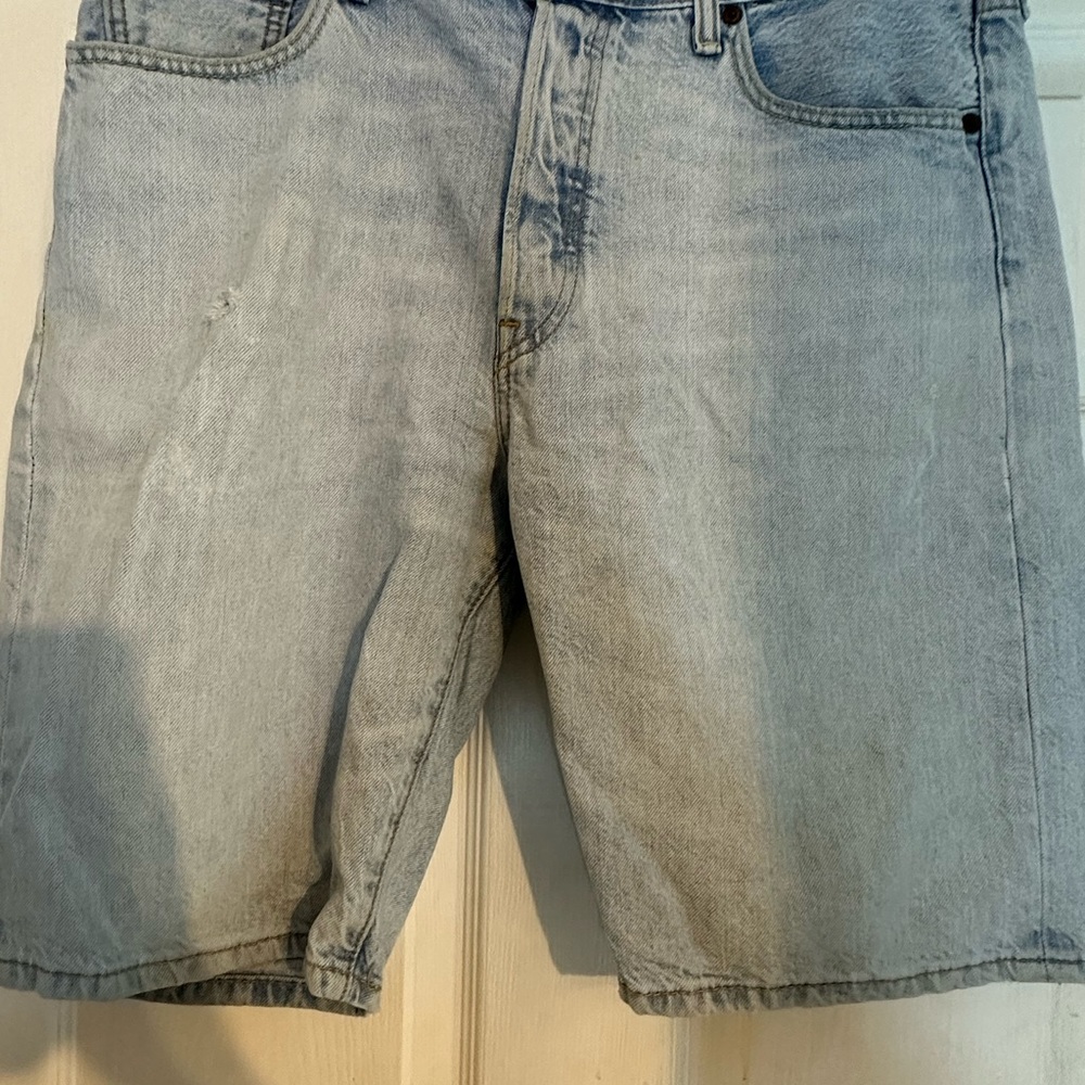 Levi jeans shorts